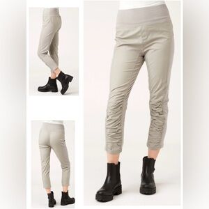 Wearables Capri pants lightweight light gray Color Women Size XL ruched details.